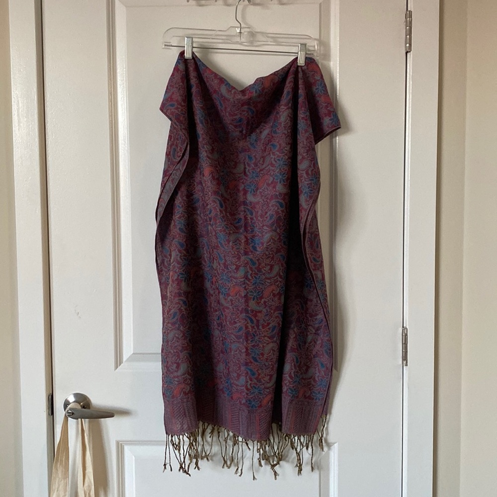 Pink Paisley Fashion Scarf